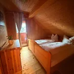 - Alpine Retreat At 1880m - Premium Sauna, 170m2 בקתה *