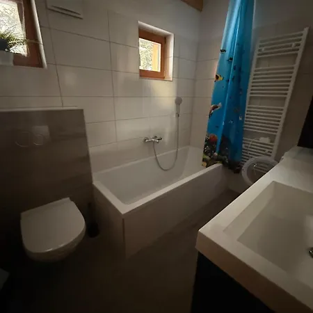 Domek alpejski Neu - Grosszuegiger Retreat Auf 1880m - Zirbensauna - Wlan - 170m2 Falkert