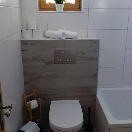 Neu Komplett Saniert - Alpine Escape Alpesi faház *