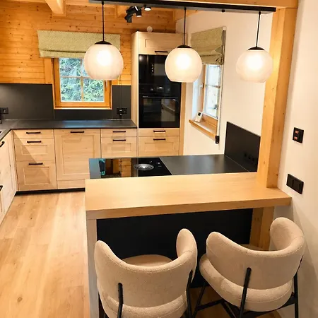 Neu Komplett Saniert - Alpine Escape Dağ evi *