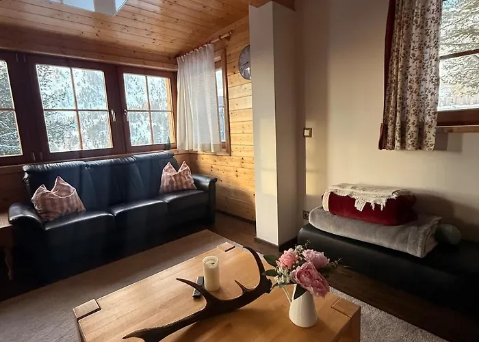 Neu - Grosszuegiger Retreat Auf 1880m - Zirbensauna - Wlan - 170m2 Falkert