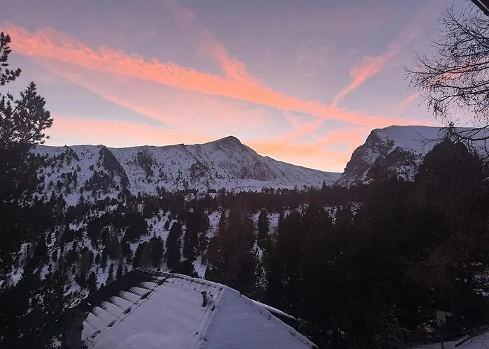 - Alpine Retreat At 1880m - Premium Sauna, 170m2 *